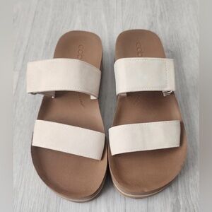 Cobian Sandals Size 8